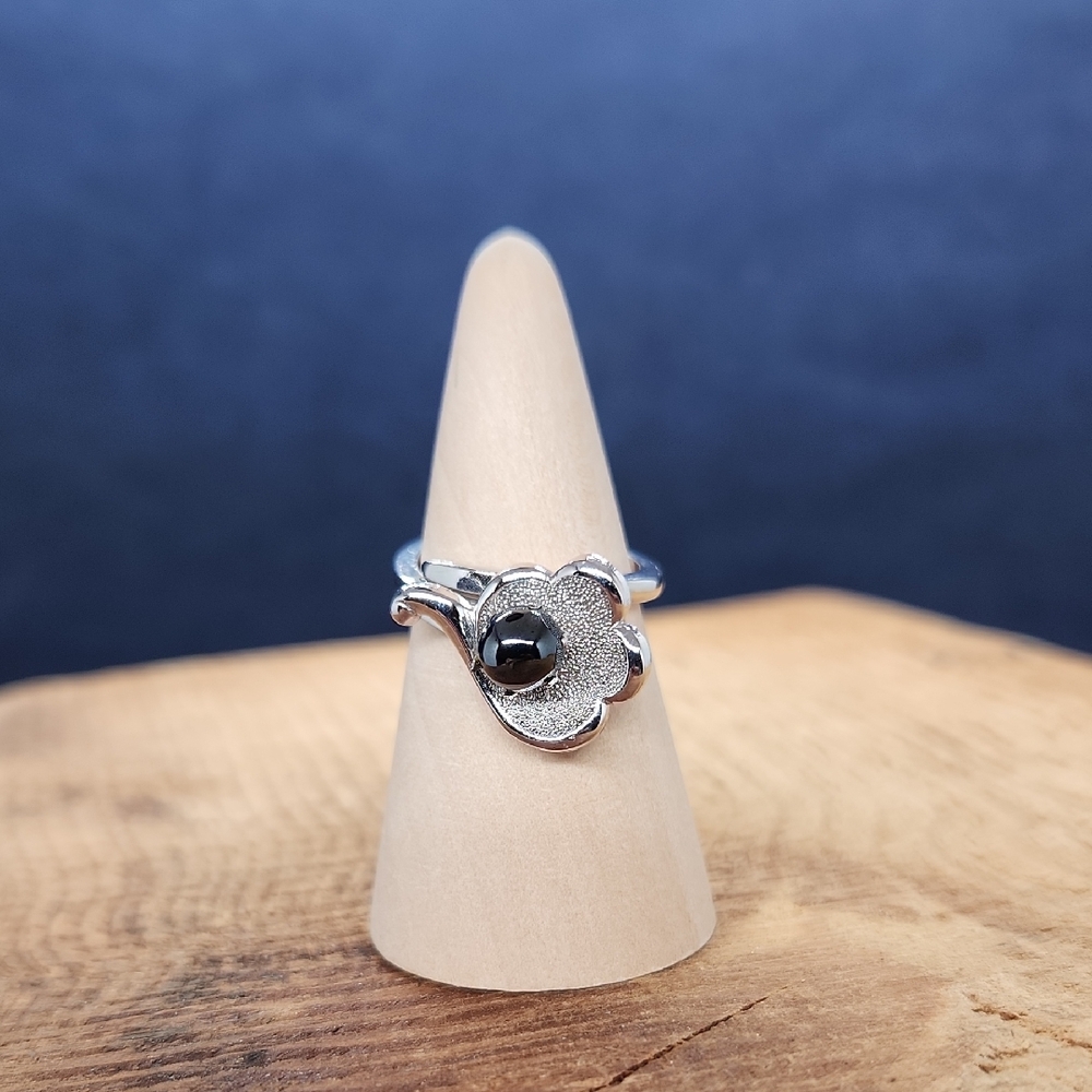 Park Lane Hematite Beaded‎ Silver Tone Ring